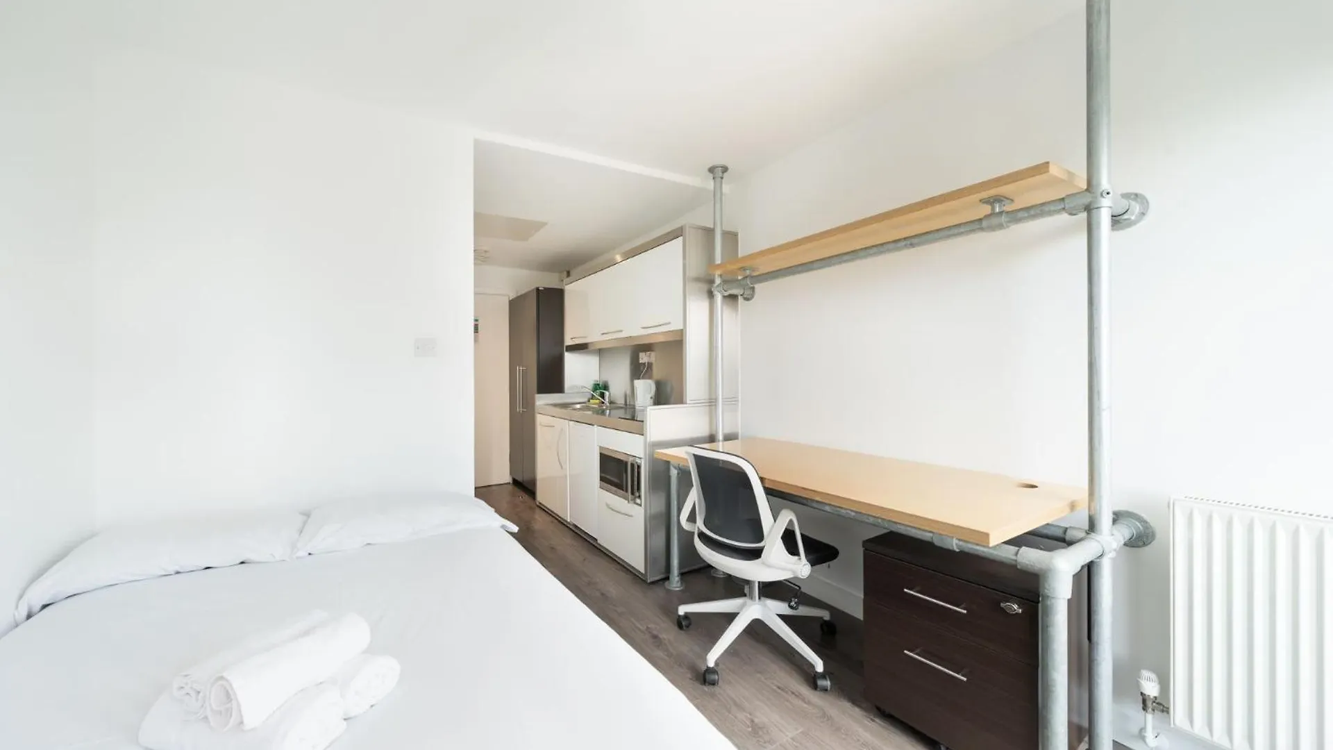 Chapter Spitalfields In London Apartment